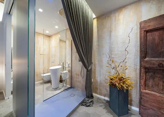 Trastevere Luxury, Ampia E Confortevole Location Sospesa Tra Design E Storia Rome