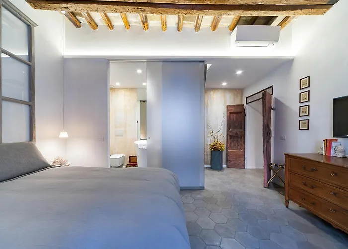 Trastevere Luxury, Ampia E Confortevole Location Sospesa Tra Design E Storia Rome