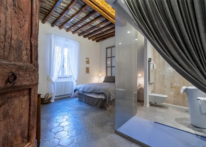 Trastevere Luxury, Ampia E Confortevole Location Sospesa Tra Design E Storia Rome