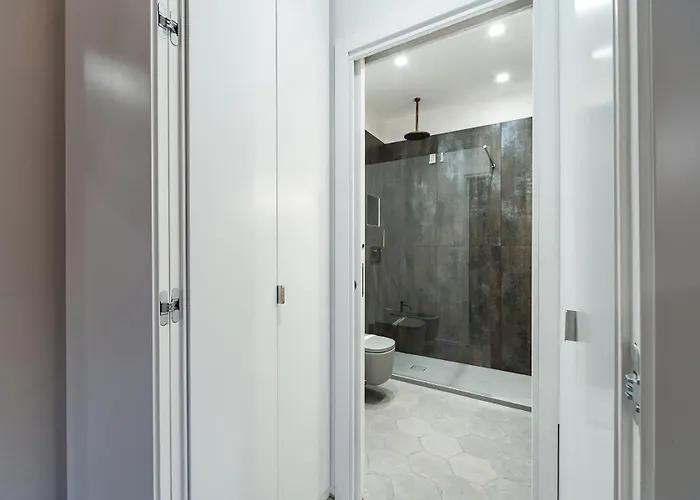 Apartment Trastevere Luxury, Ampia E Confortevole Location Sospesa Tra Design E Storia Rome