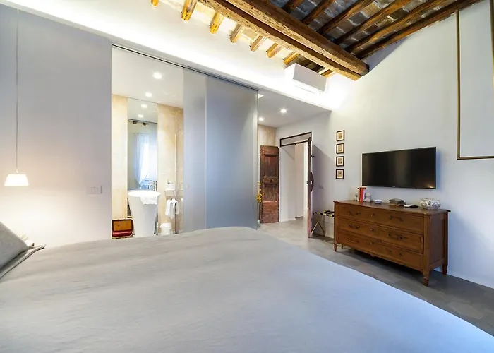Trastevere Luxury, Ampia E Confortevole Location Sospesa Tra Design E Storia Apartment