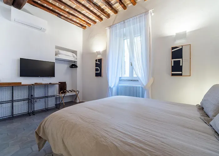 Apartment Trastevere Luxury, Ampia E Confortevole Location Sospesa Tra Design E Storia Rome