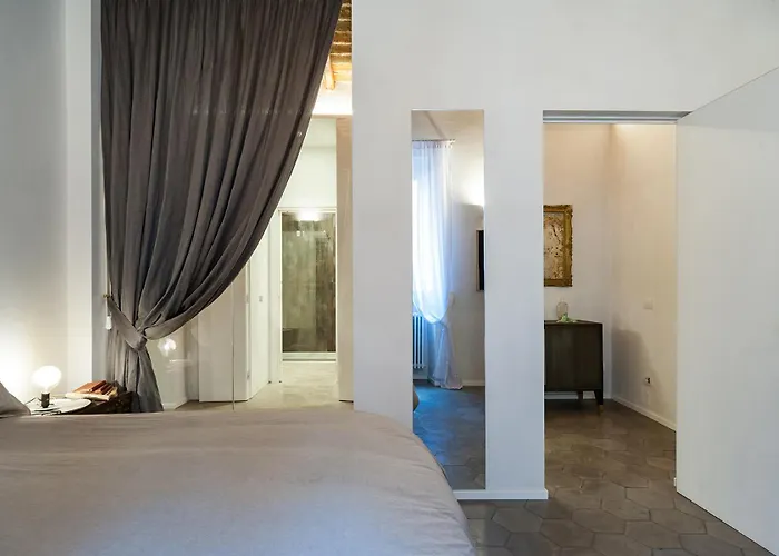 Trastevere Luxury, Ampia E Confortevole Location Sospesa Tra Design E Storia