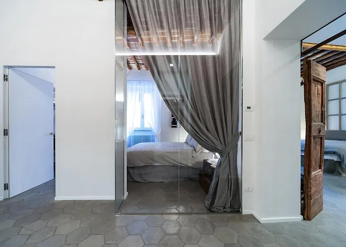 Trastevere Luxury, Ampia E Confortevole Location Sospesa Tra Design E Storia Rome